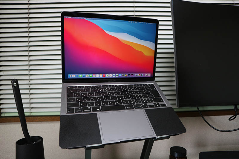 パソコン:Macbook Air 2020(M1搭載)